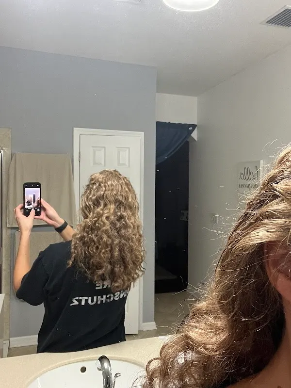 Curly Hair Alchemist — Hair salon in Valrico